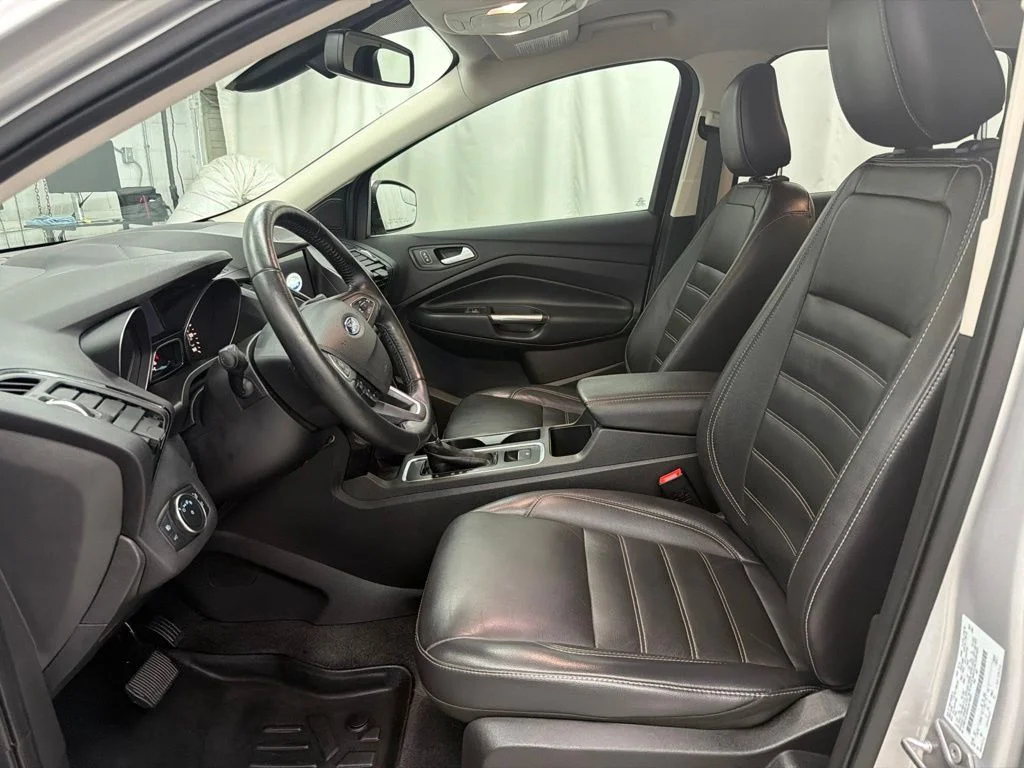 Used 2019 Silver Ford Titanium image 13