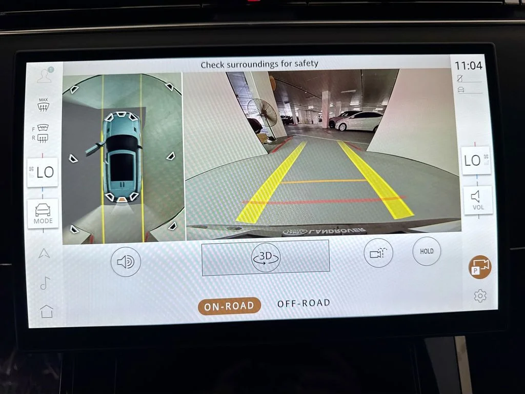 New 2026 Fuji White Land Rover Dynamic SE image 14