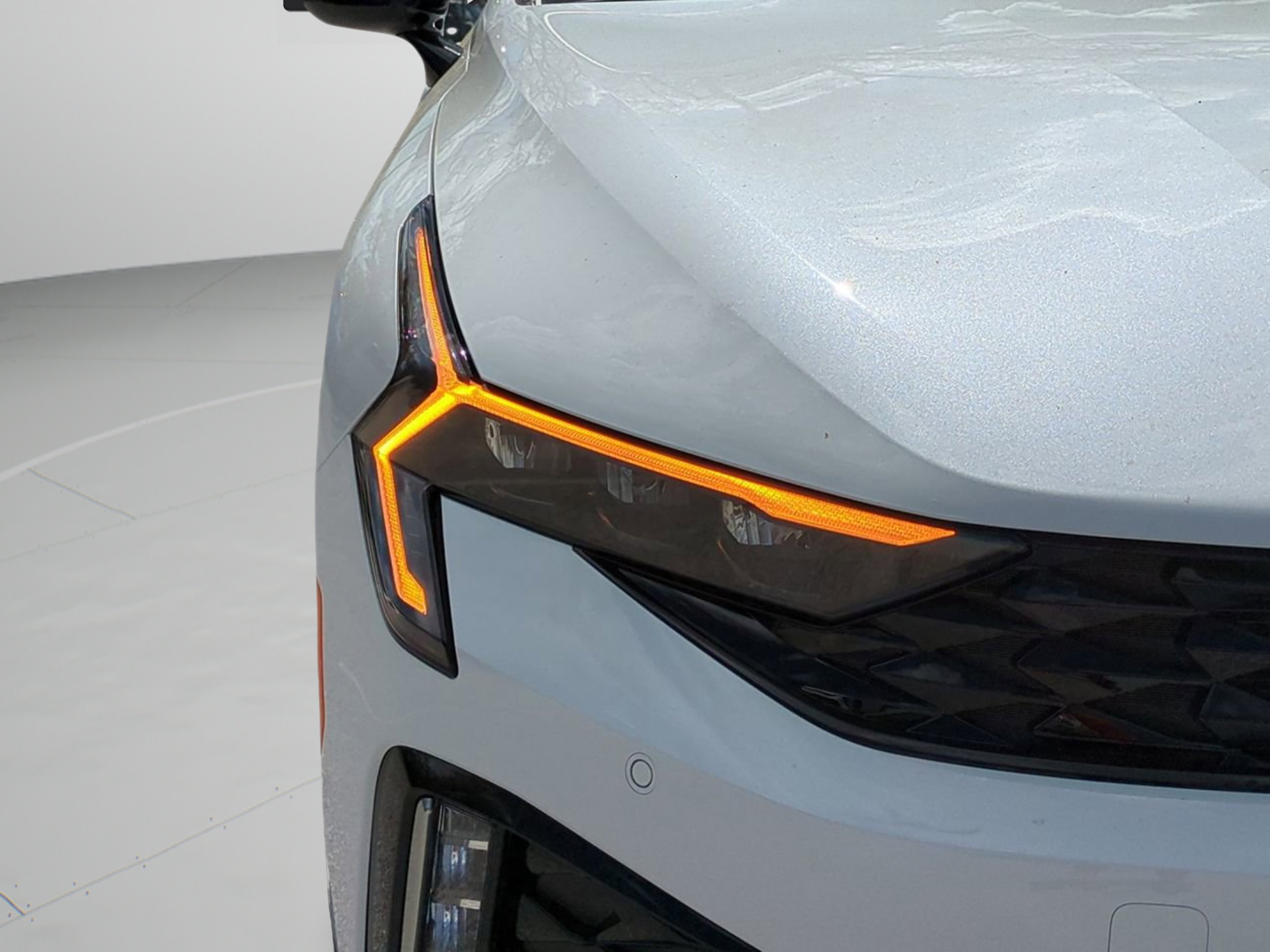 New 2026 Snow White Pearl Kia GT-Line image 12