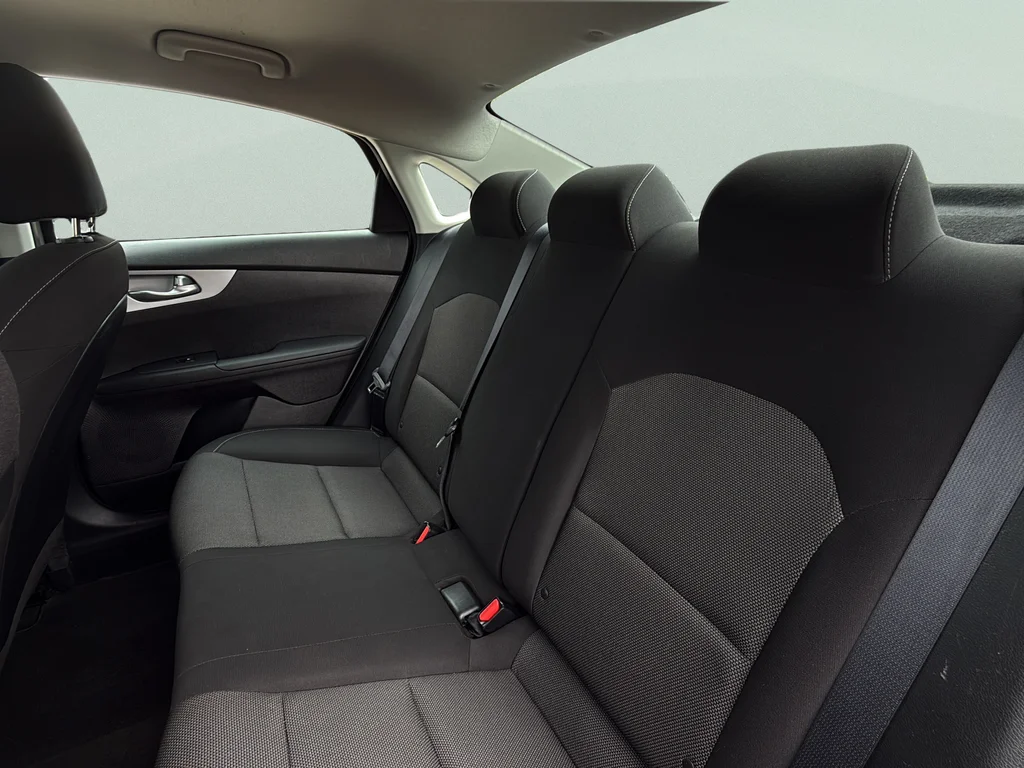 Used 2023 Steel Gray Kia LXS image 27