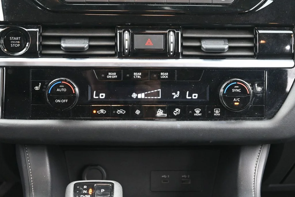 2025 Nissan Pathfinder SV - Photo 22