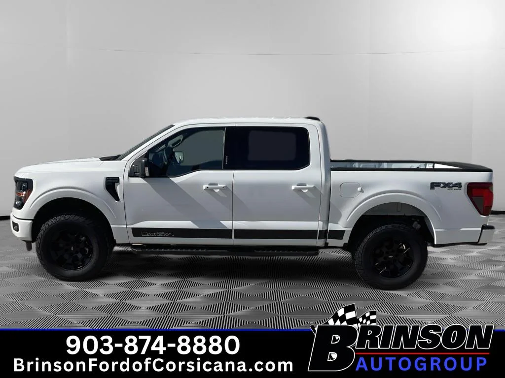 New 2026 Oxford White Ford XLT image 3