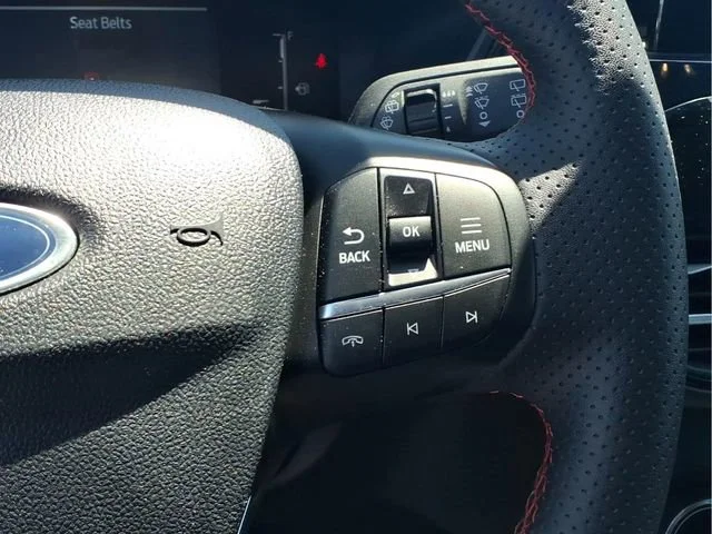 Used 2025  Ford ST-Line Select image 14