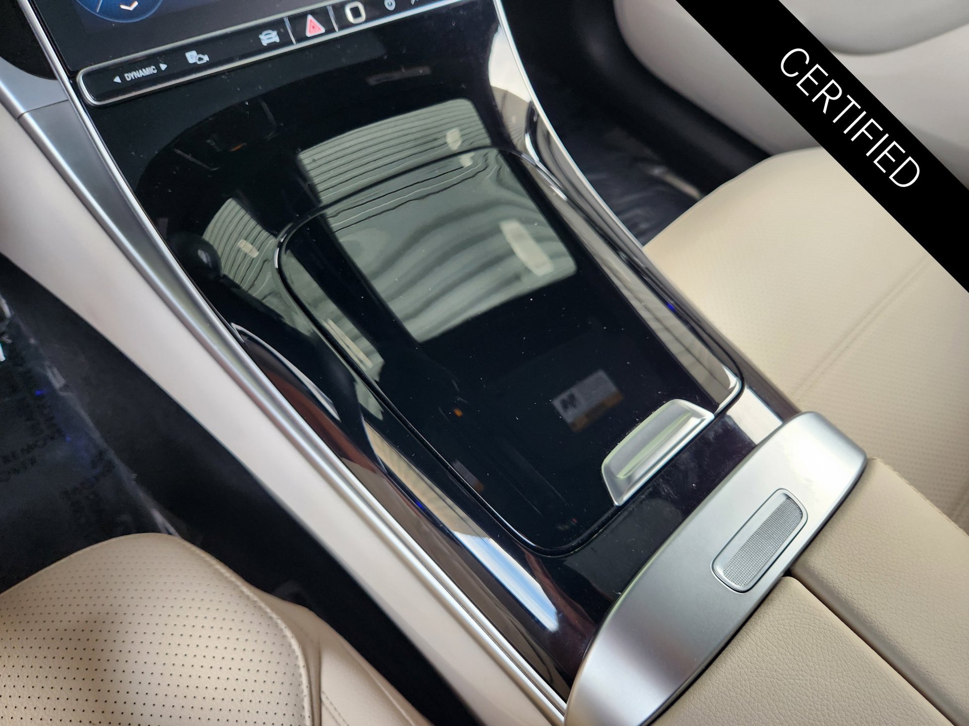 Certified Used 2024 Mojave Silver Metallic Mercedes-Benz GLC 300 image 19