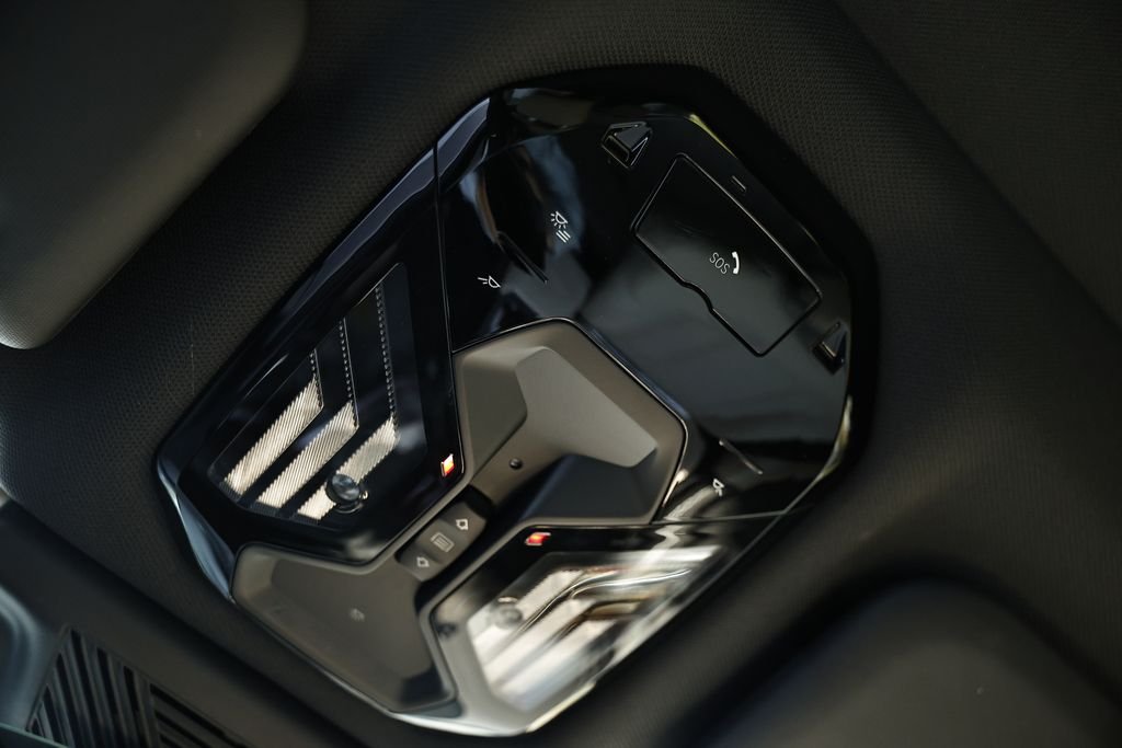 2025 BMW X3 30 - Photo 40