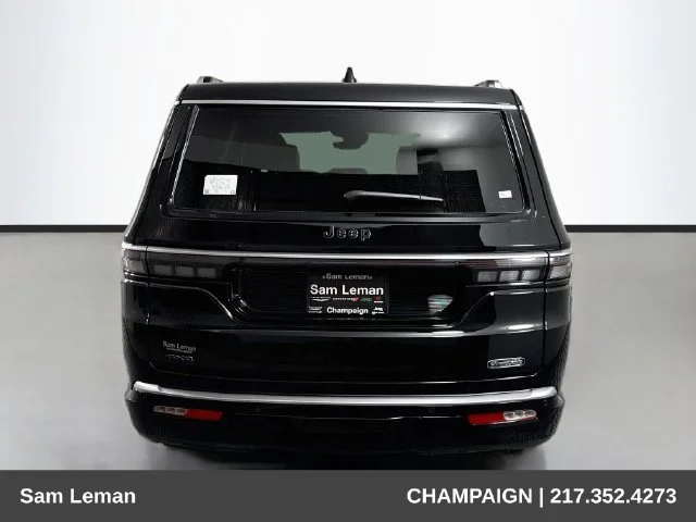 New 2027 Black Jeep  image 6