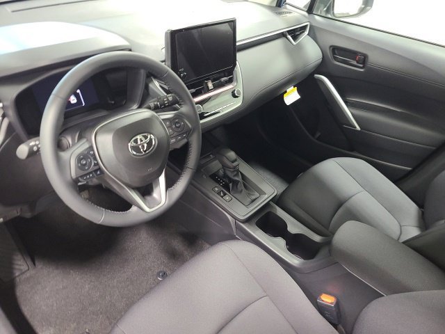 New 2026 Cavalry Blue Toyota LE image 21