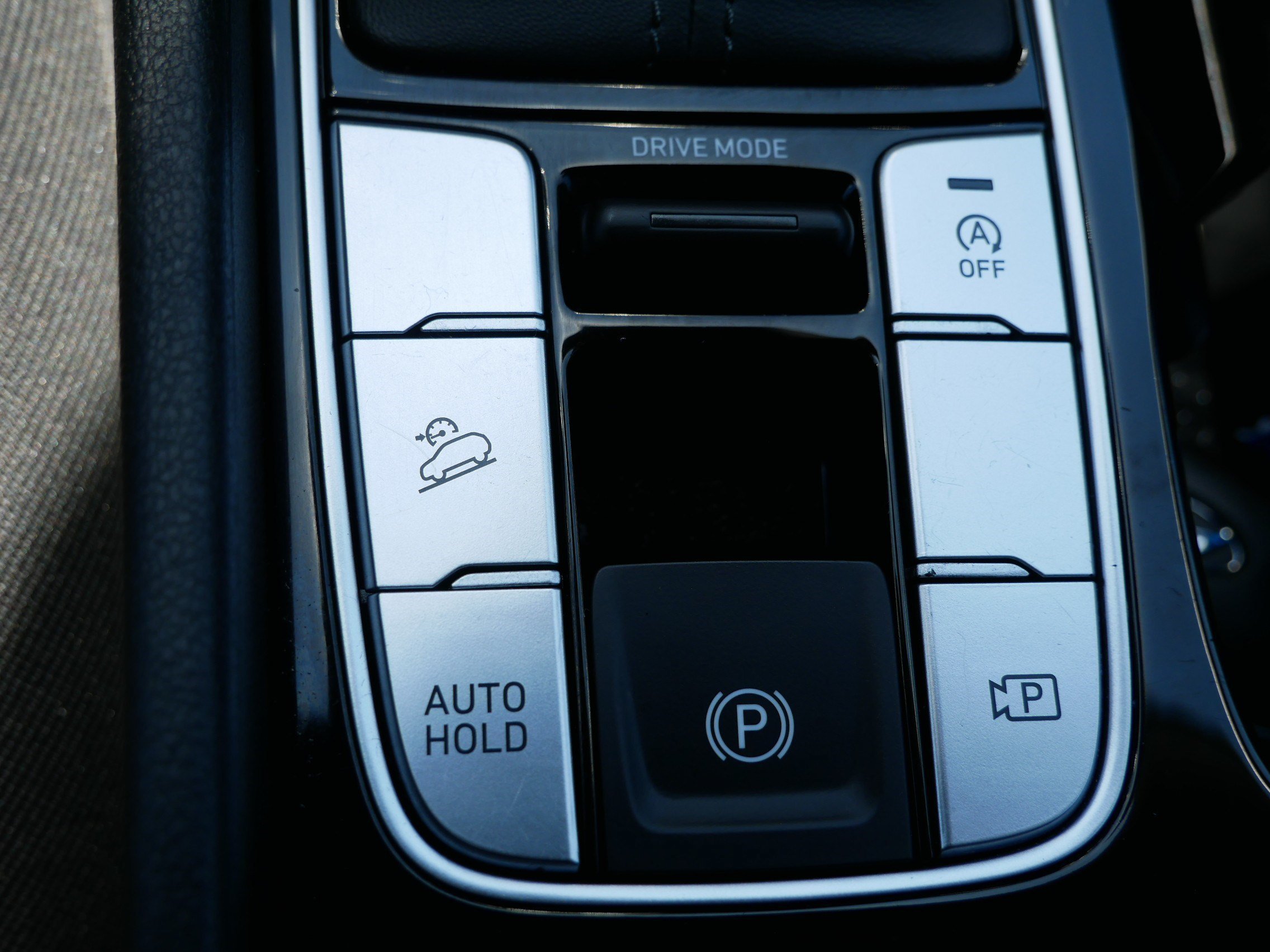 Certified Used 2022 Portofino Gray Hyundai SEL image 25