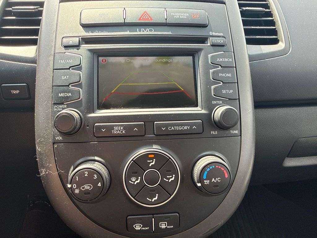 Used 2012 Green Kia Plus image 23