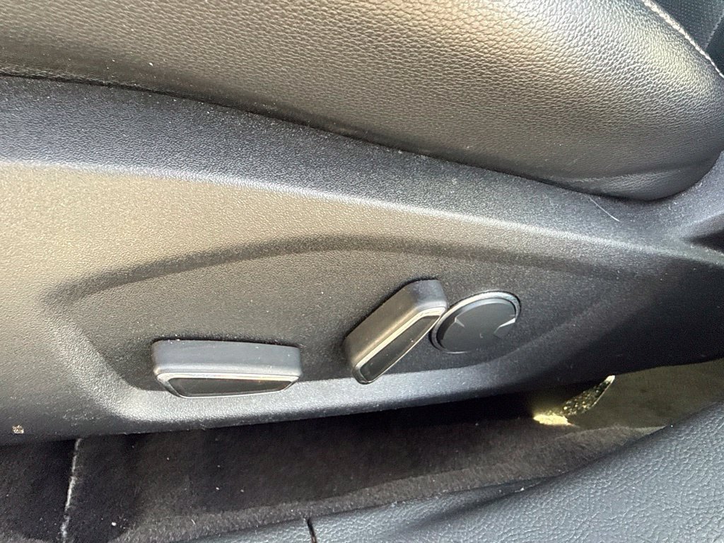 Used 2020 White Ford Titanium image 24