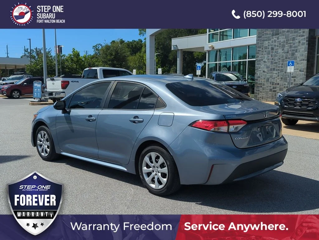 Used 2022  Toyota LE image 5