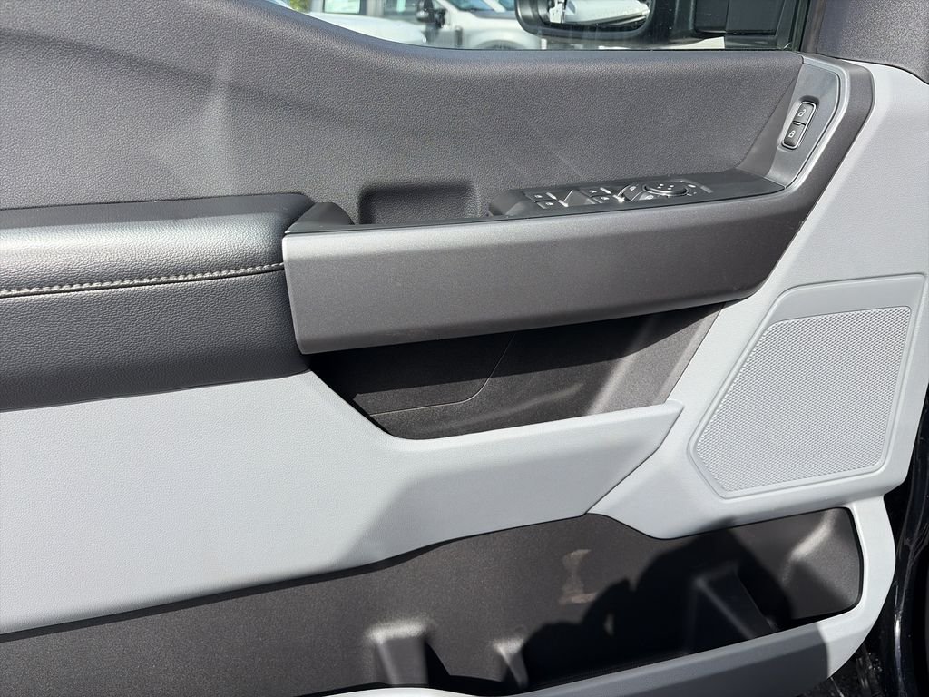 New 2026 Agate Black Metallic Ford F-250® XL image 18
