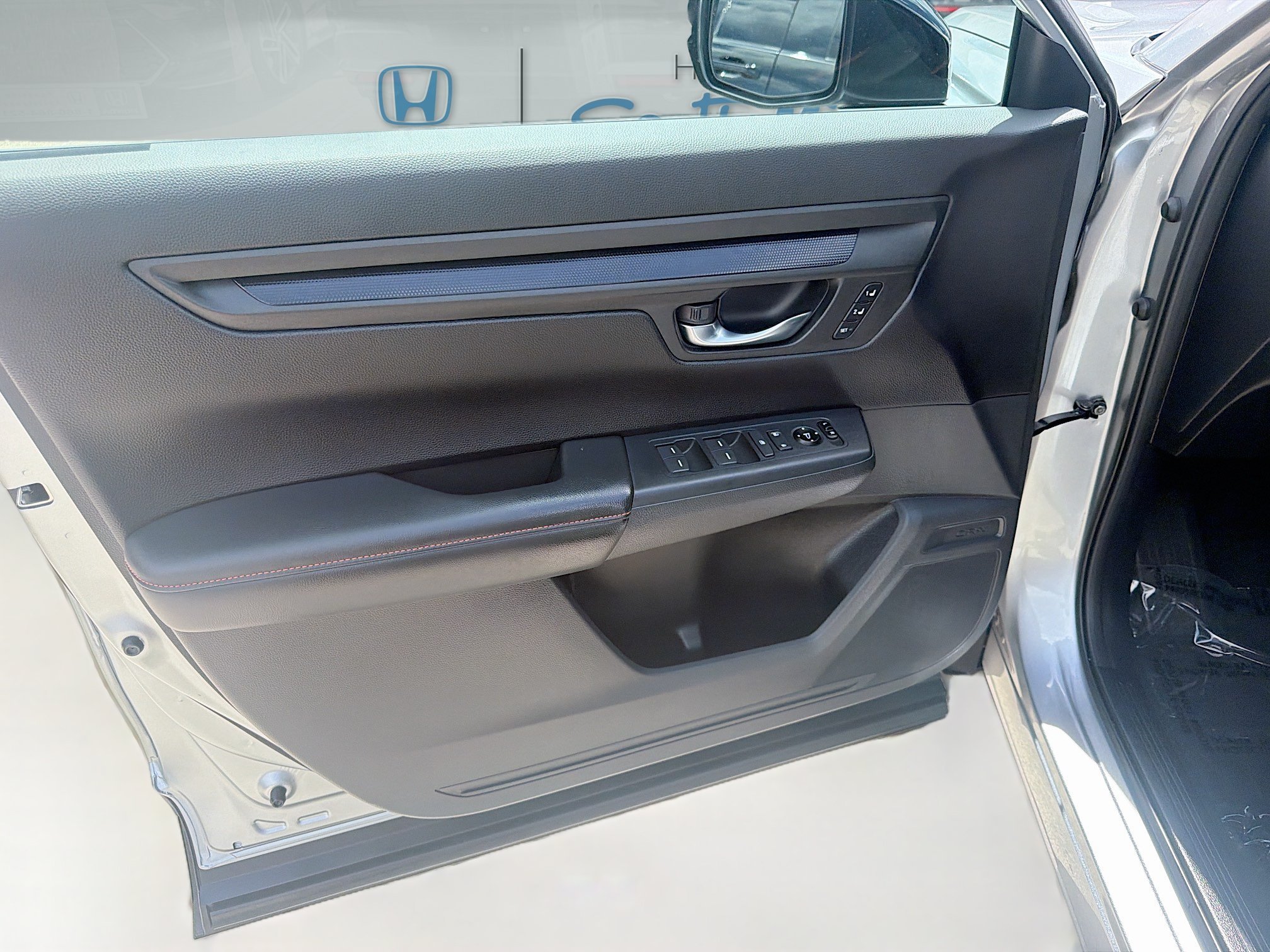 Used 2026 Solar Silver Metallic Honda 2WD Sport-L Hybrid image 19