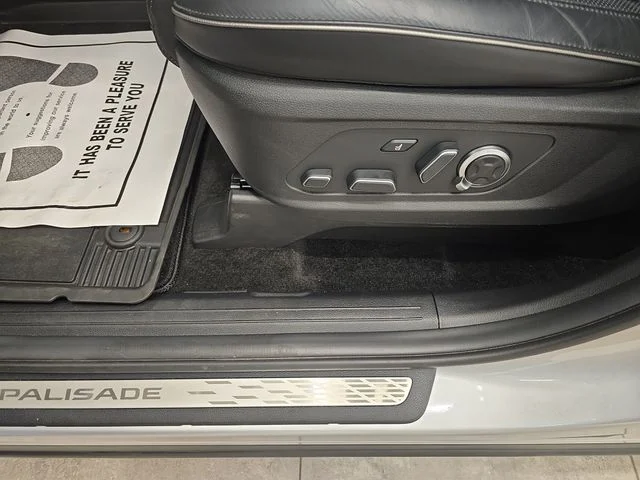Used 2025 Silver Hyundai Calligraphy image 42