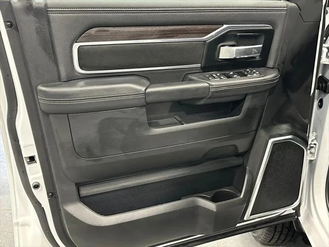 New 2026 Bright White Clear-Coat Exterior Paint RAM LARAMIE image 14