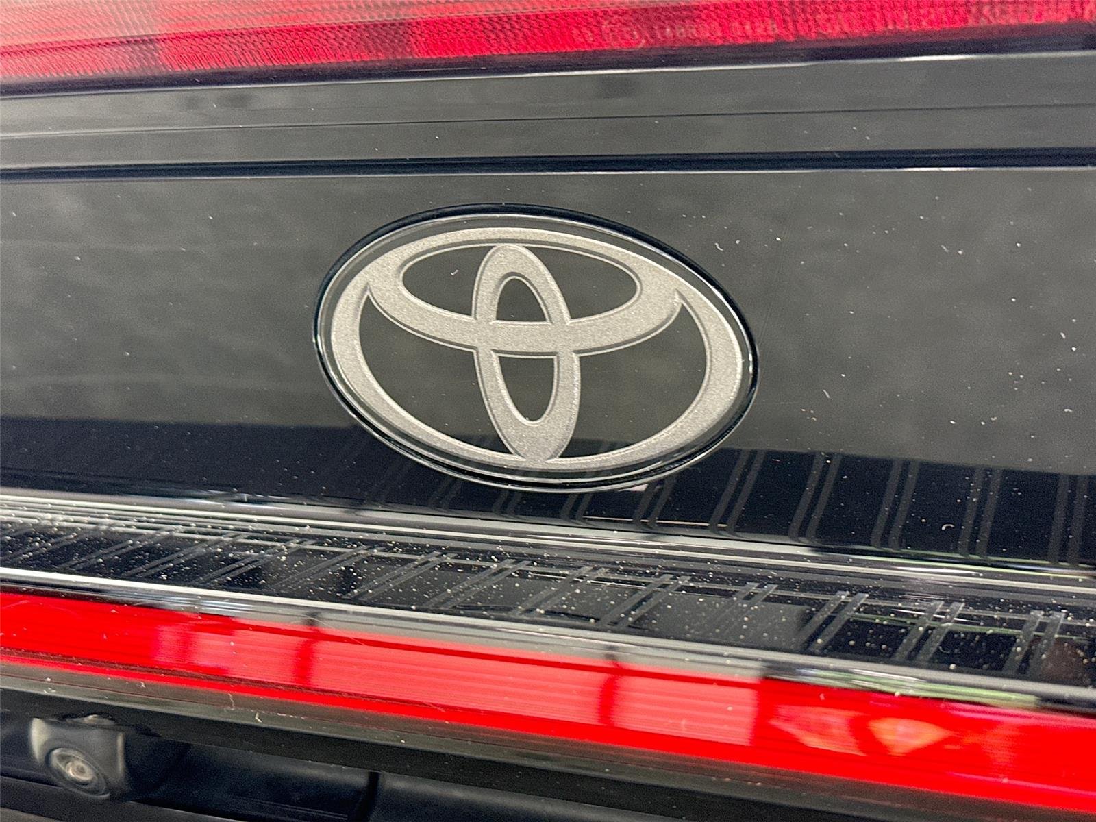 Used 2023 Guardian Gray Toyota XLE image 14