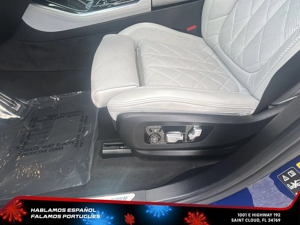Used 2024 Blue BMW M60i image 16