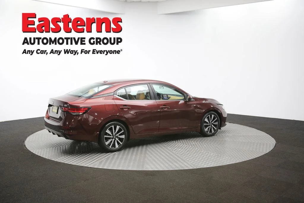 Used 2022 Red Nissan SV image 42