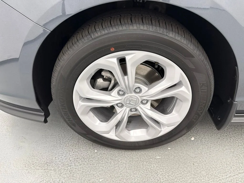 New 2026 Meteorite Gray Metallic Honda LX image 4