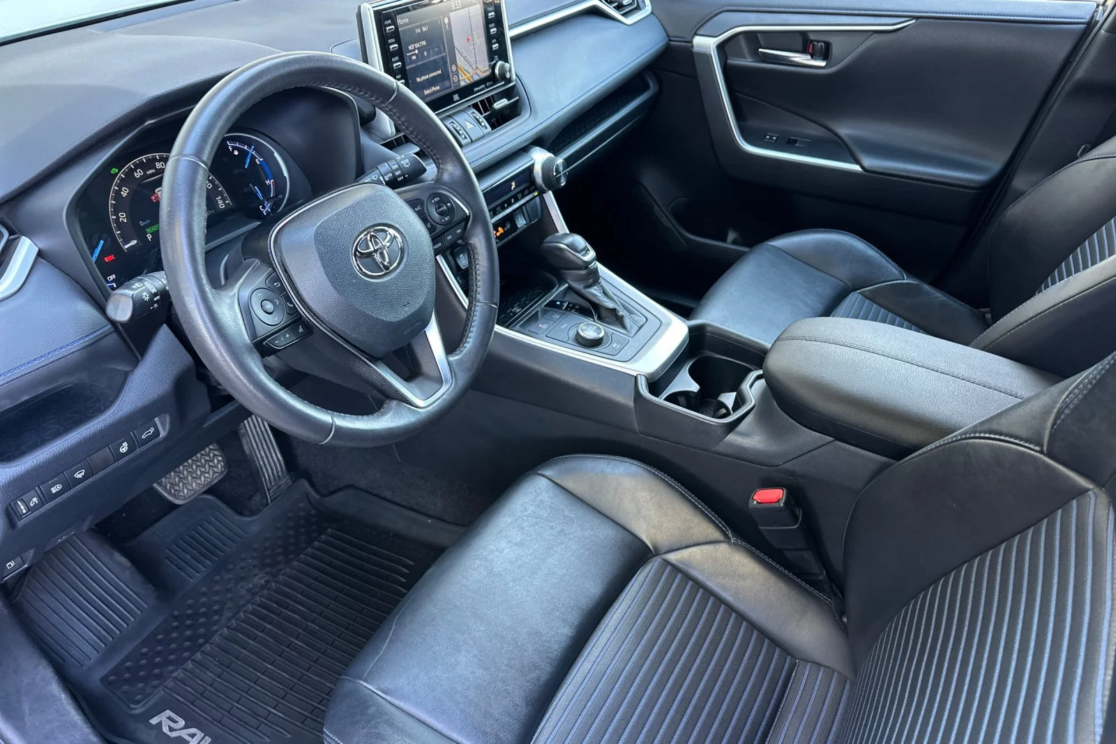 Certified Used 2020 White Toyota XSE image 10