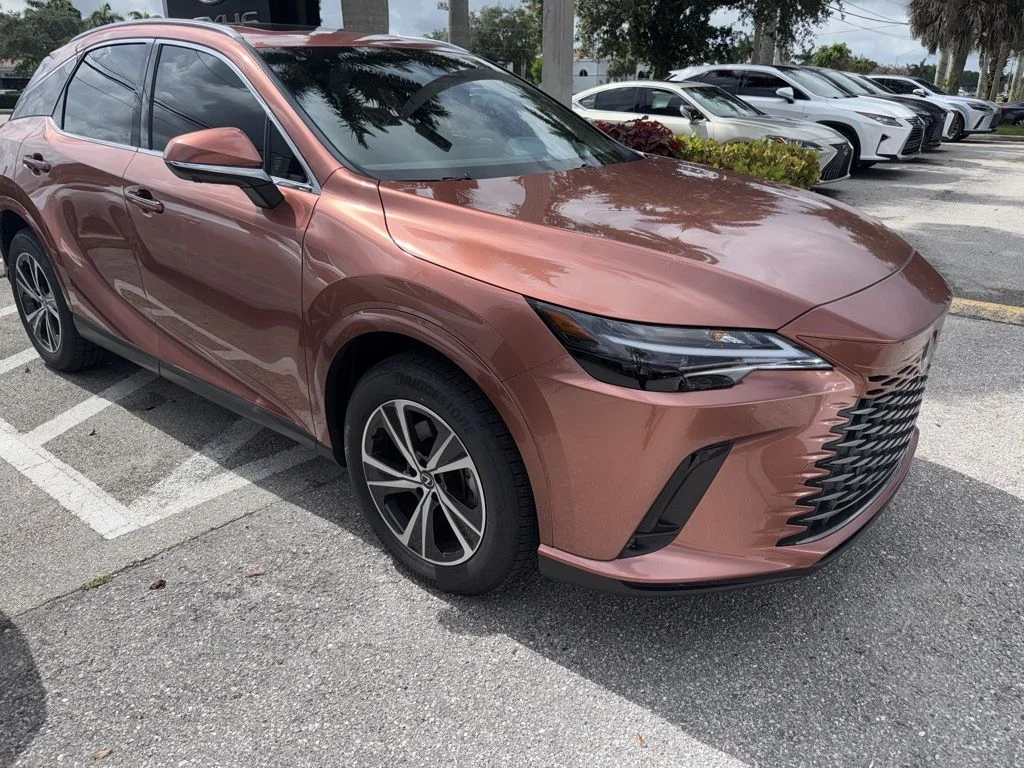 2025 Lexus RX 350's photo