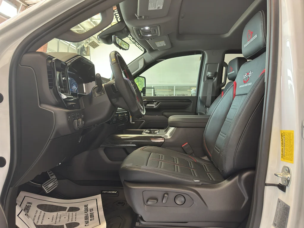 2025 Chevrolet Silverado 2500 HD LTZ - Photo 6