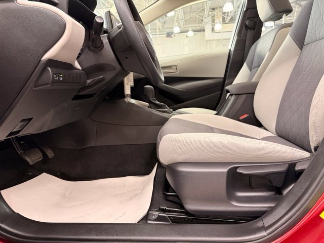 Used 2024  Toyota LE image 11