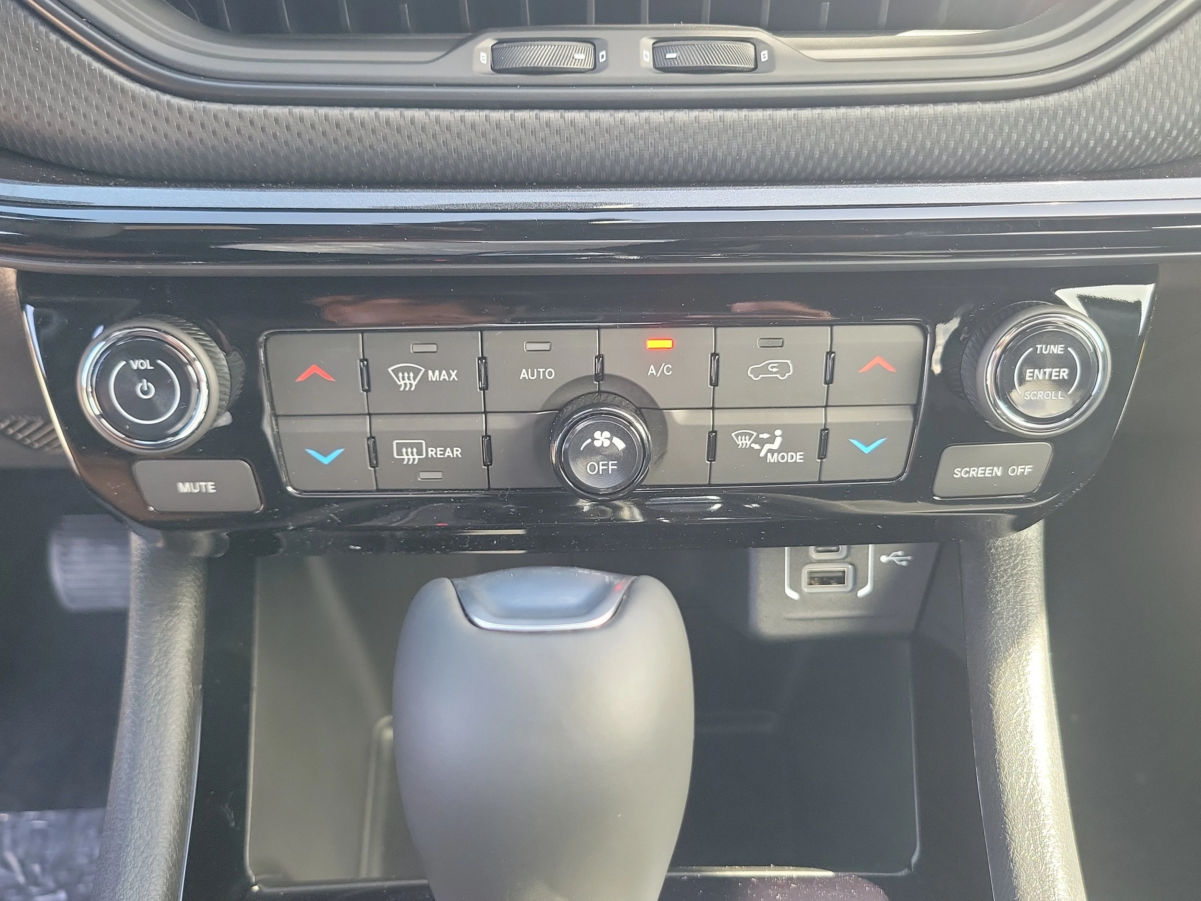 New 2026 Fathom Blue Pearl Coat Jeep Latitude Altitude image 27