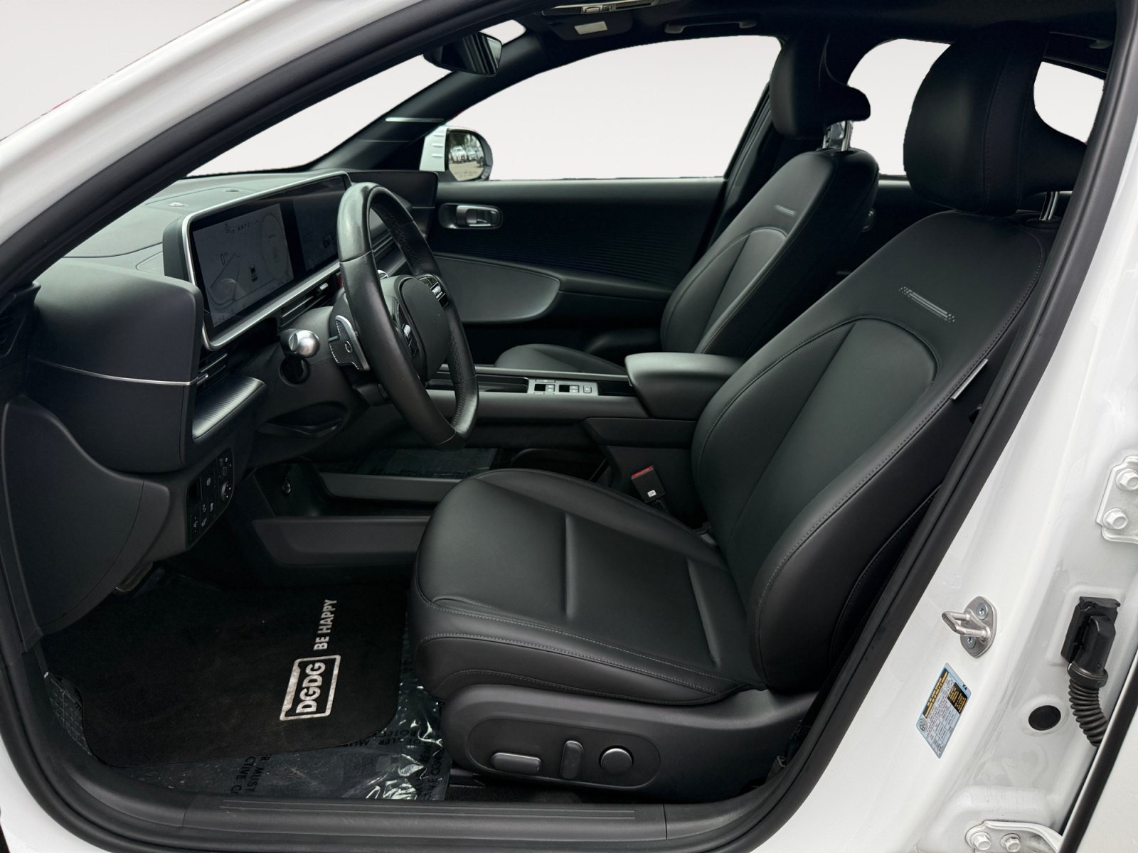 Certified Used 2023 Serenity White Hyundai Limited image 10