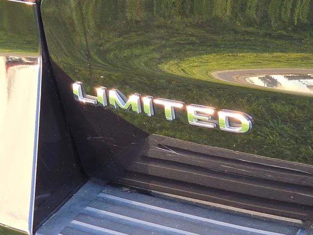 Used 2024 Black Ford Limited image 12