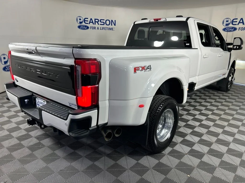 Used 2025 White Ford Platinum image 10