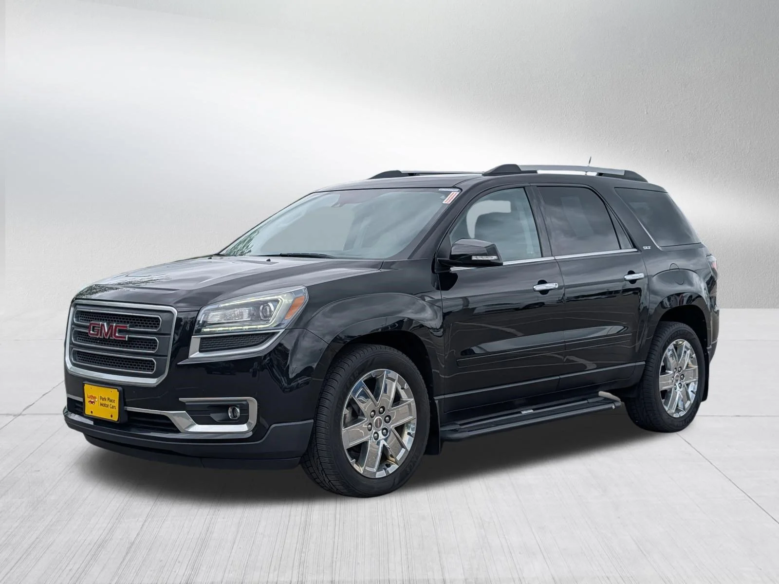 Used 2017 Ebony Twilight Metallic GMC Limited image 3