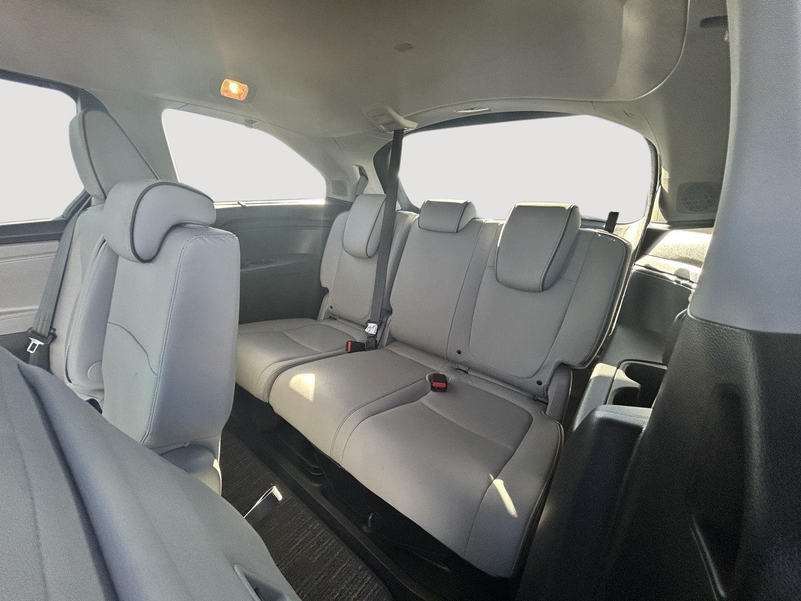 2024 Honda Odyssey Elite - Photo 18