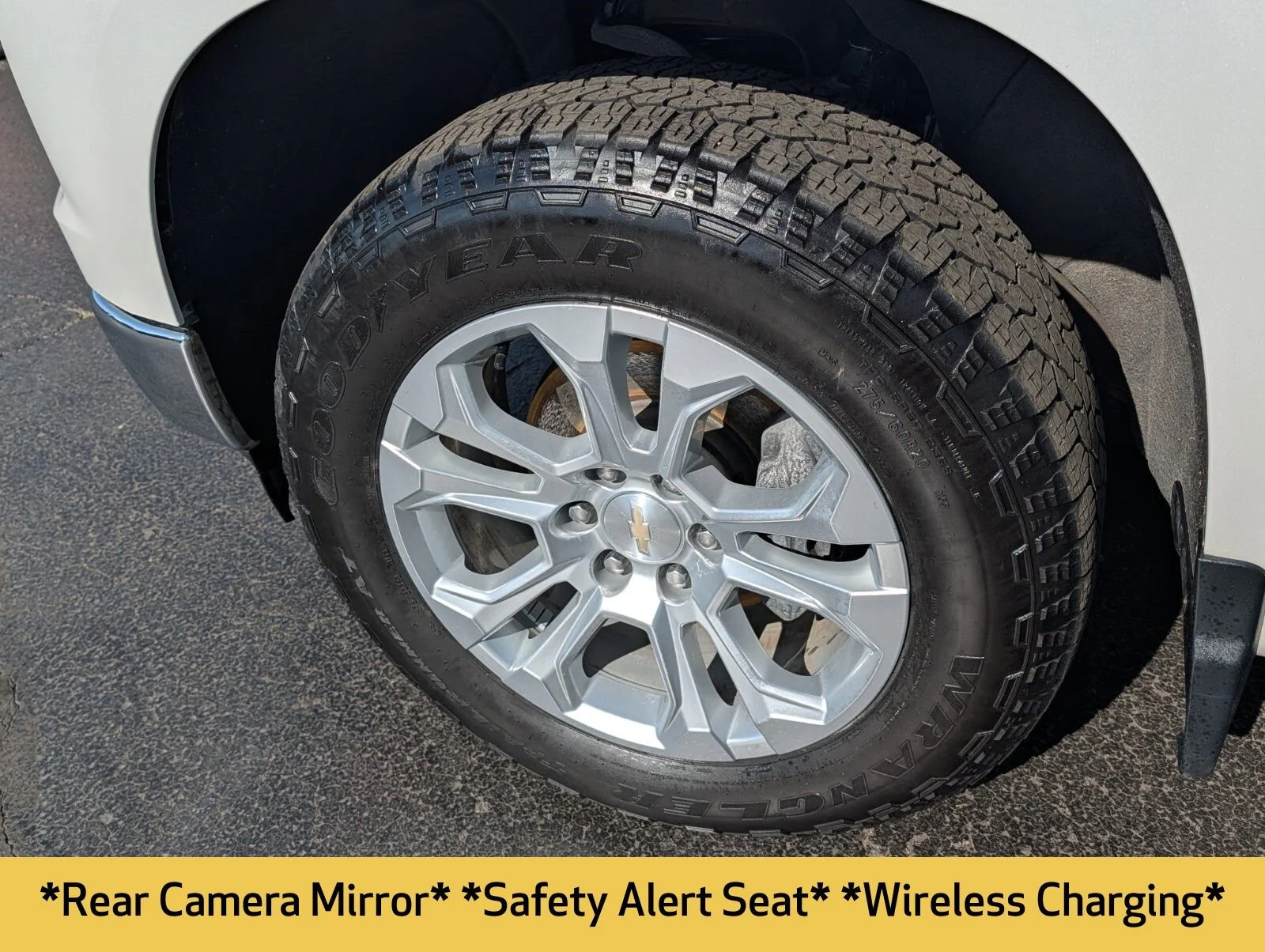 Used 2024 Iridescent Pearl Tricoat Chevrolet LTZ image 26