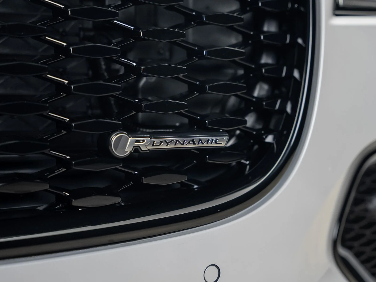 Used 2025 White Jaguar P250 R-Dynamic S image 12