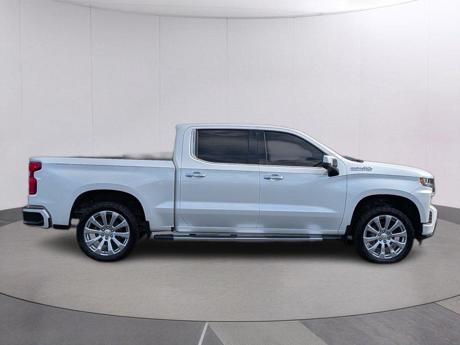 Used 2020 IRIDESCENT PEARL TRICOAT Chevrolet High Country image 7