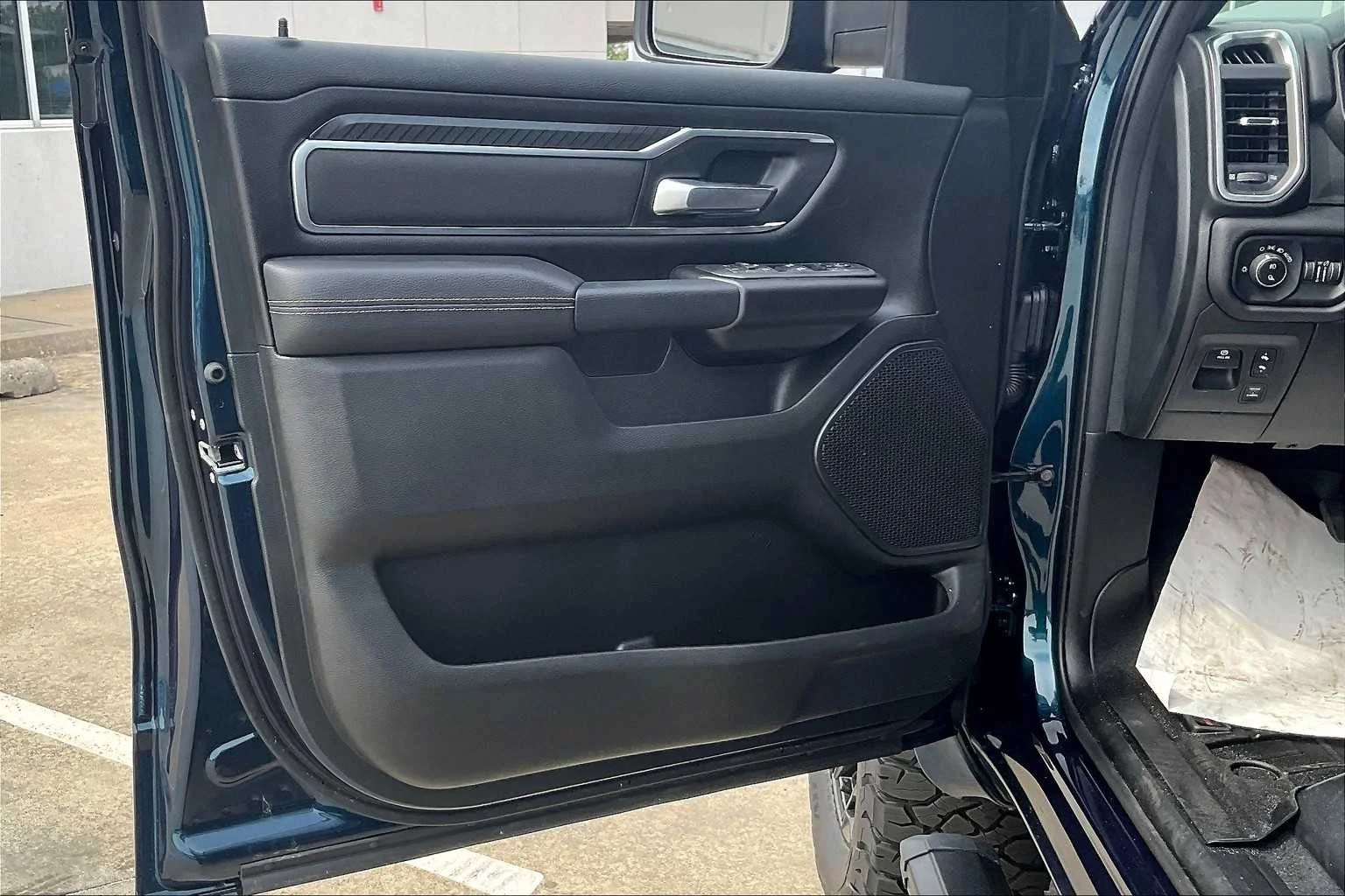2025 RAM 1500 Big Horn/Lone Star - Photo 10