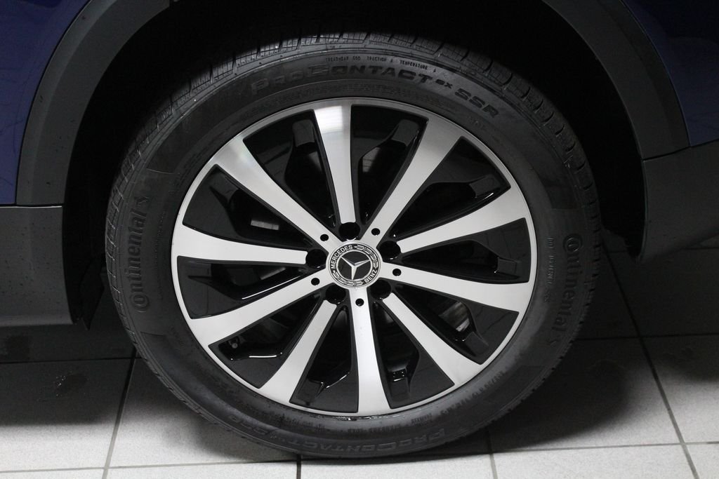 Certified Used 2023 Blue Mercedes-Benz GLB 250 image 9