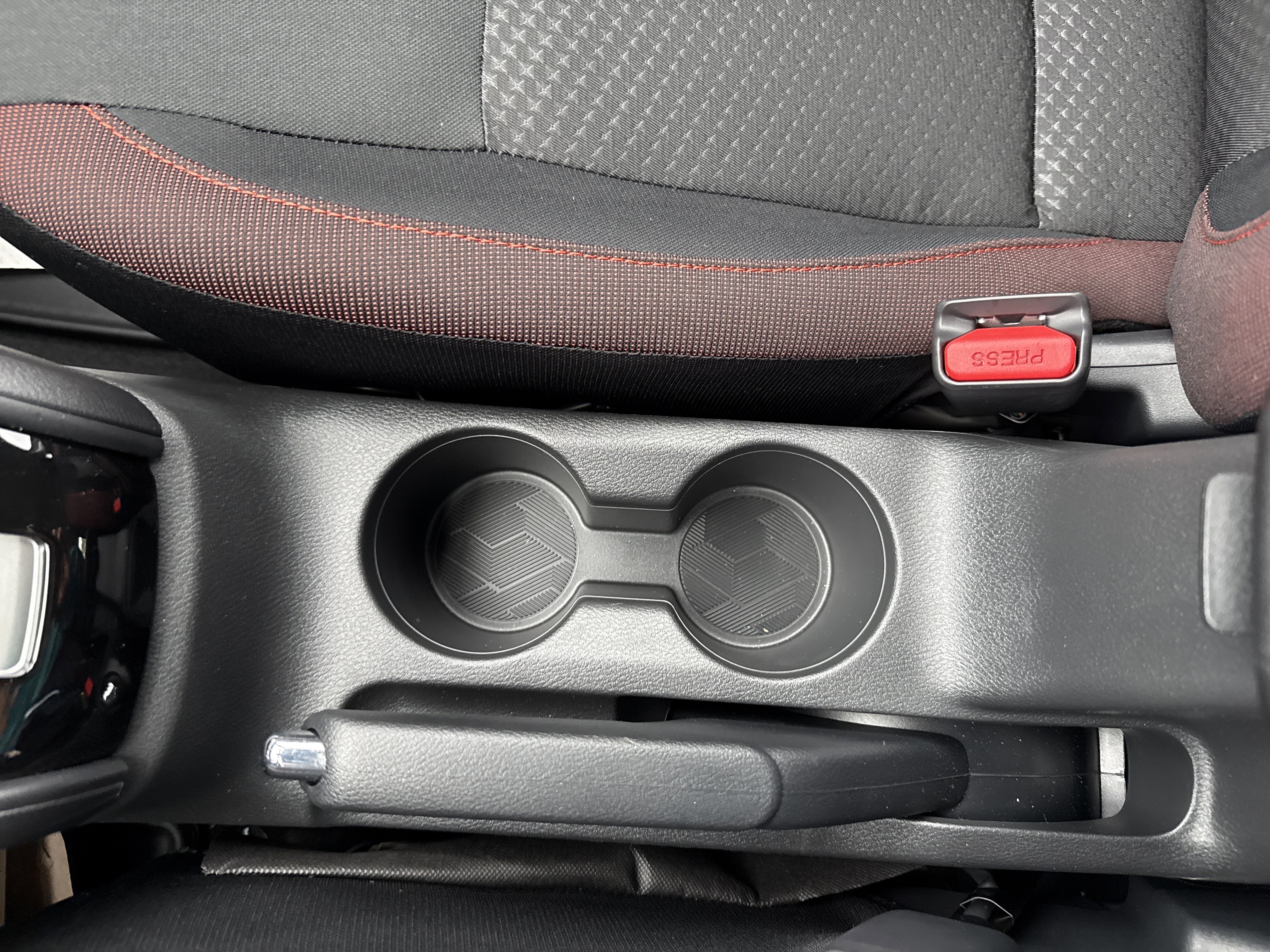2025 Nissan Versa Sedan SR - Photo 20