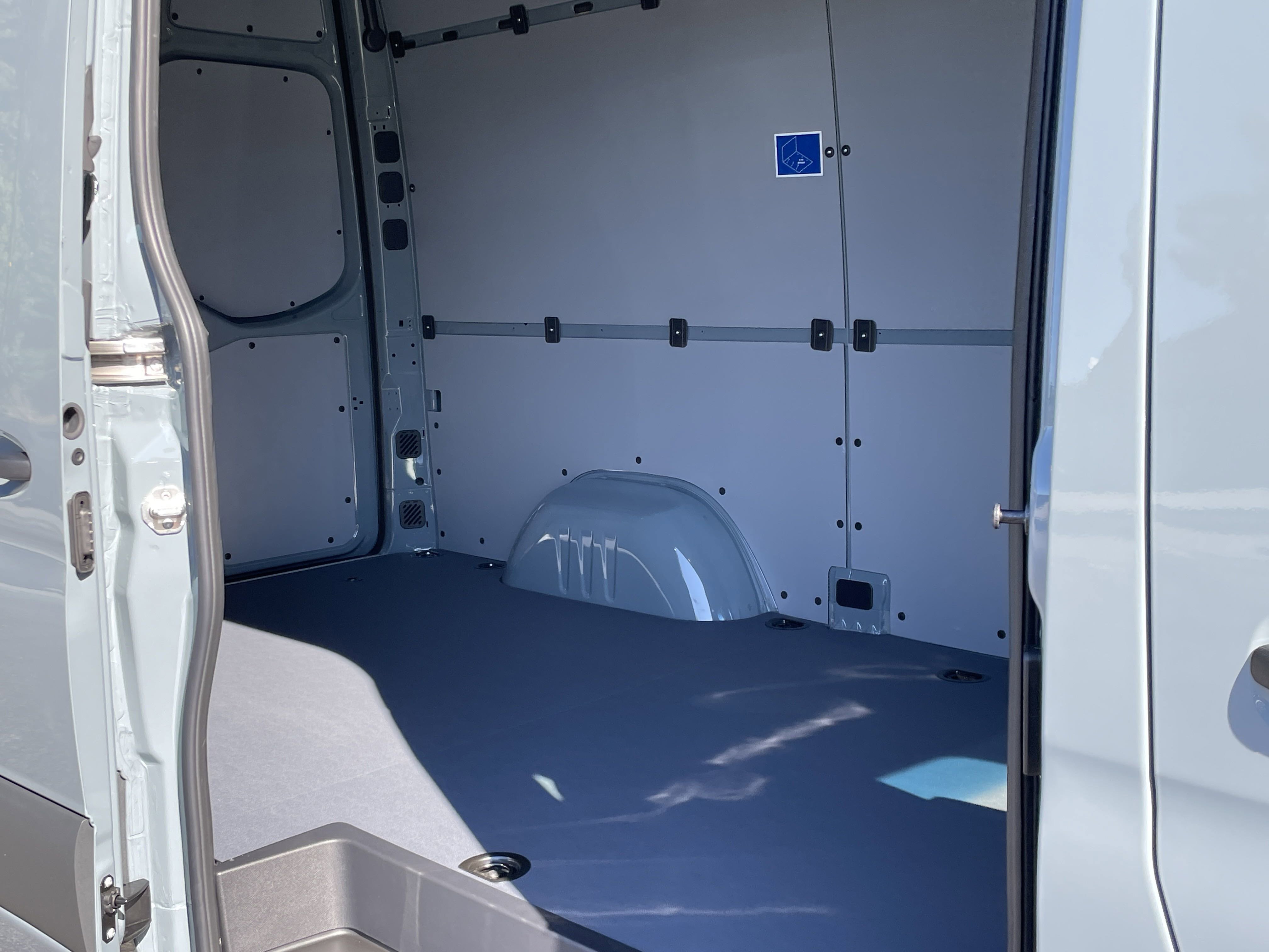2025 Mercedes-Benz Sprinter Cargo Van Base - Photo 8