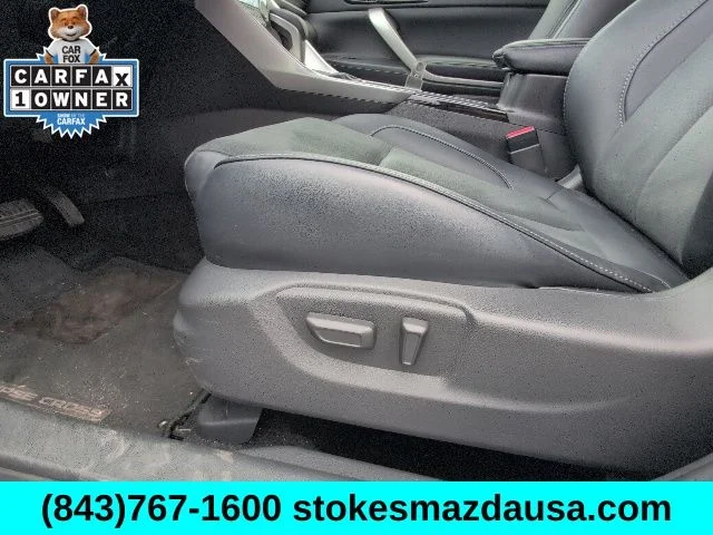 Used 2025 Silver Mitsubishi SE image 14