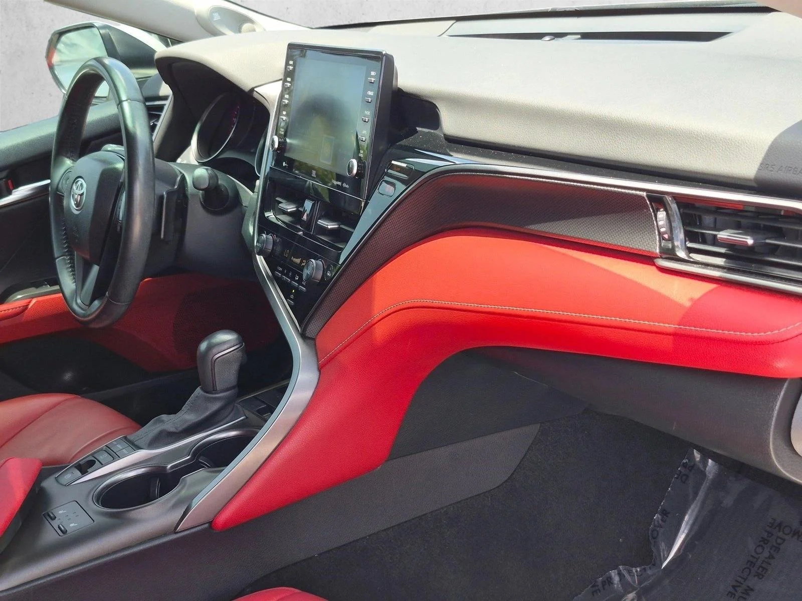 Used 2023 Wind Chill Pearl Toyota XSE image 21