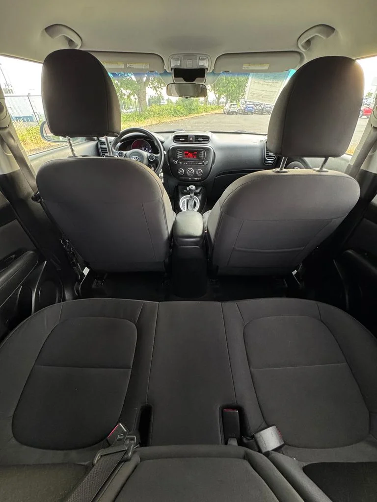 Used 2014 Alien II Kia Base image 13