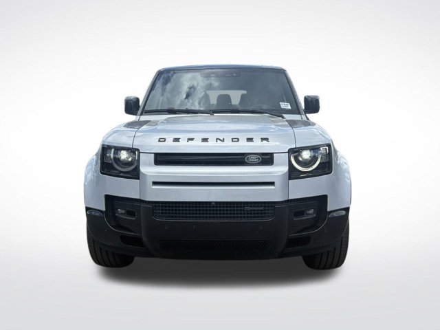 Certified Used 2023 Silver Land Rover X-Dynamic SE image 11