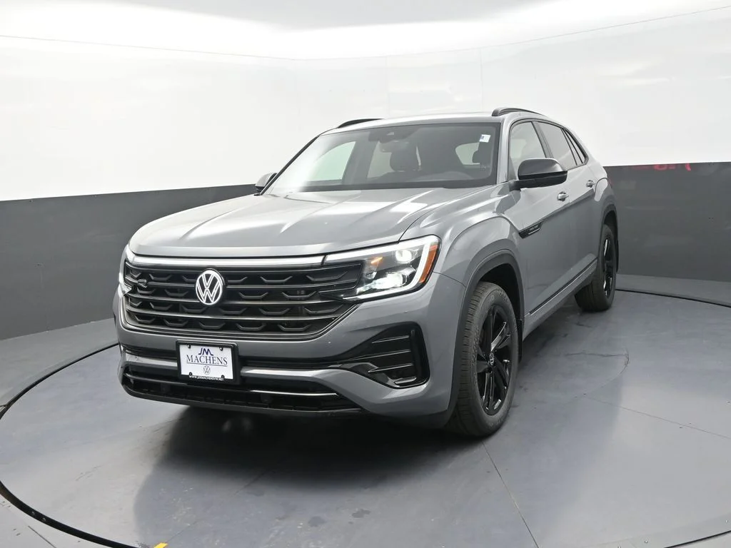 New 2026  Volkswagen 2.0T SEL R-Line Black image 4