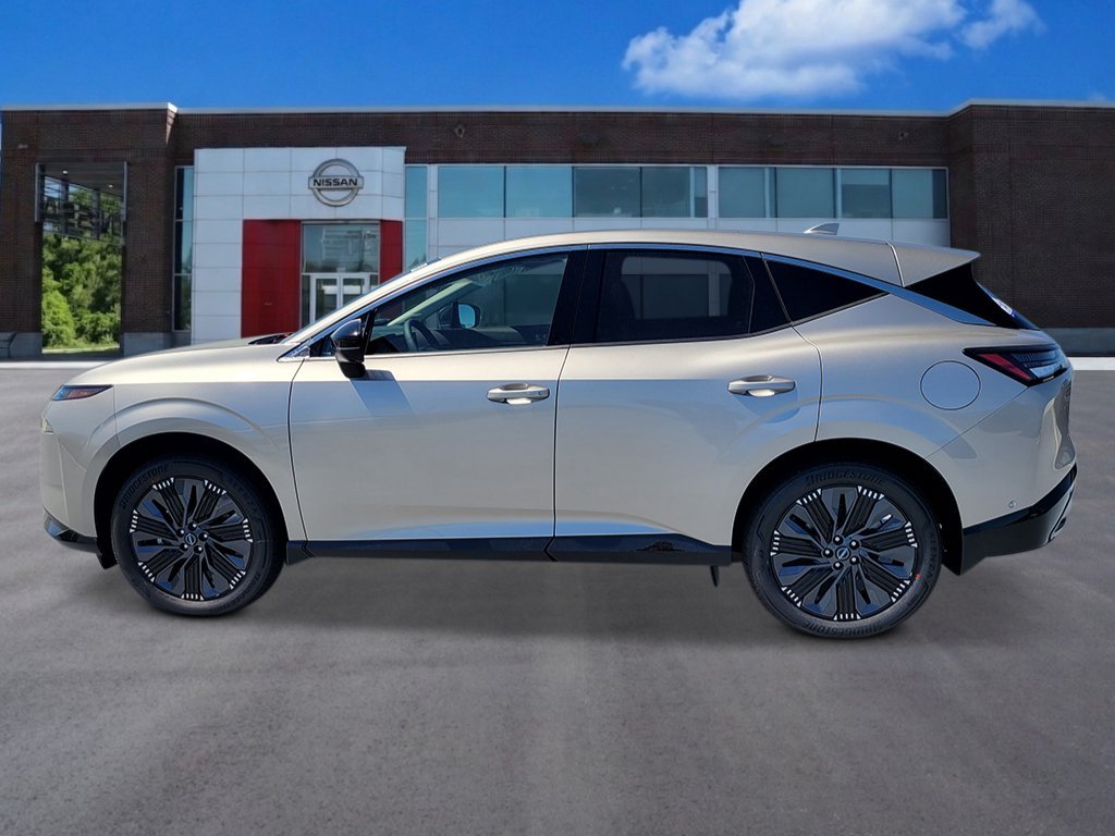 New 2027 Champagne Silver Metallic Nissan Platinum image 3