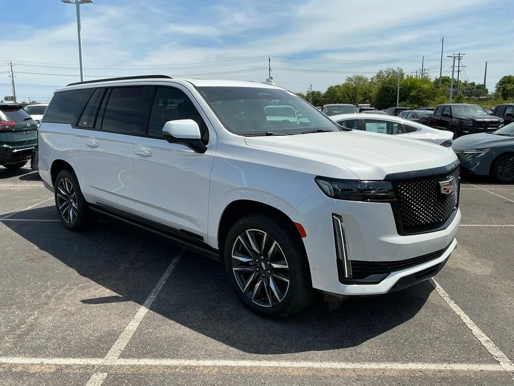 2021 Cadillac Escalade ESV Sport Platinum's photo