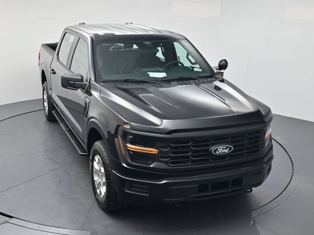 Used 2025 Black Metallic Ford XL image 39