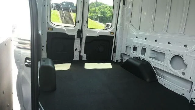 New 2026 Oxford White Ford Cargo Van image 9