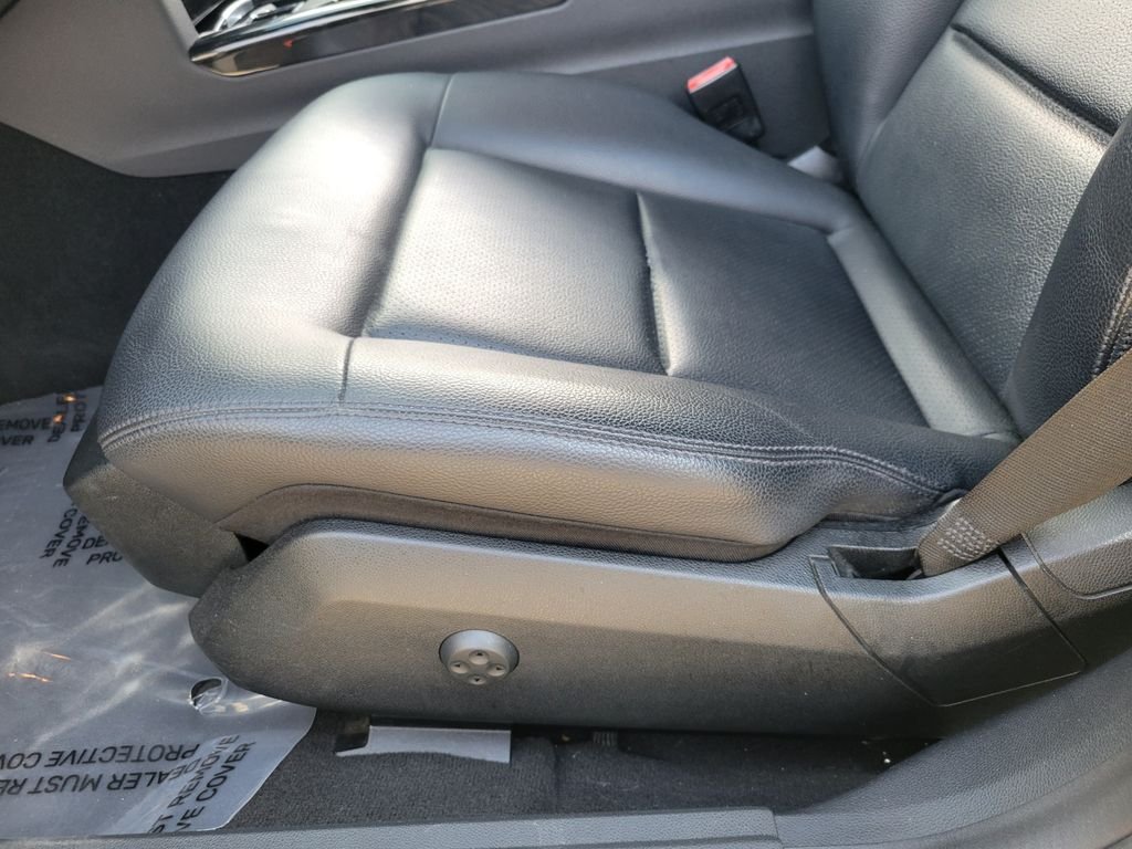 Used 2011 Black Mercedes-Benz E 350 image 17
